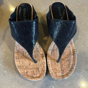 Donald Pliner Malone Pebble Metallic wedge sandals, size 40 (US 9 1/2)